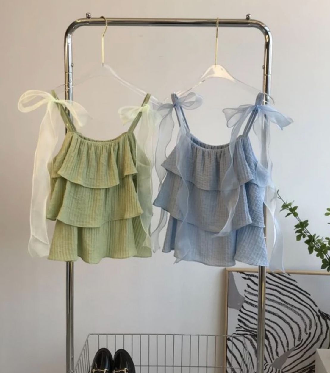 Sweet Ruffle Top with Ribbons