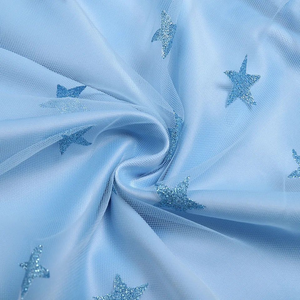 Mini-robe étoilée bleu ciel à manches bouffantes